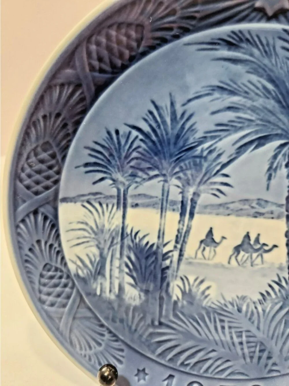 Vtg 1972 Royal Copenhagen Christmas Plate In The Desert Denmark Blue White